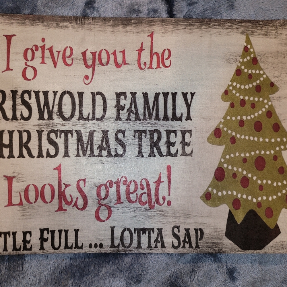 I Give You The Griswald Christmas Tree 8 X 10 Canvas Print